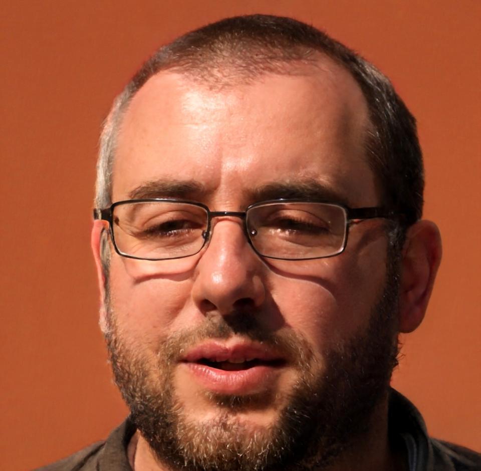 Instructor Braxtyn teaching financial planning concepts